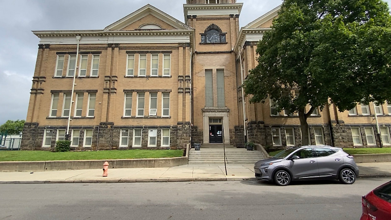 Columbus Board of Education introduces newest members; swears in first Latina president